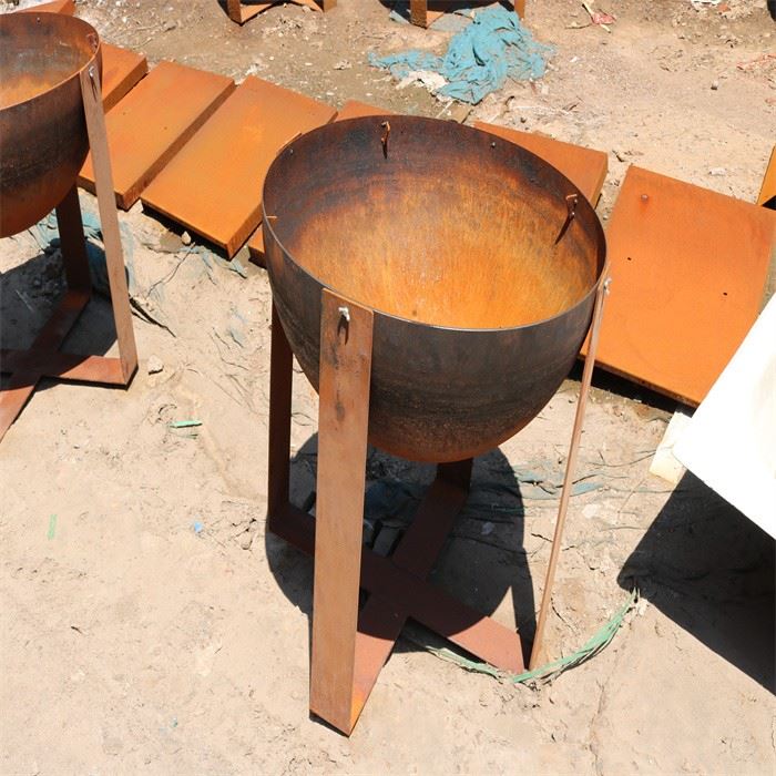 Oxidised Brasero Corten Steel BBQ