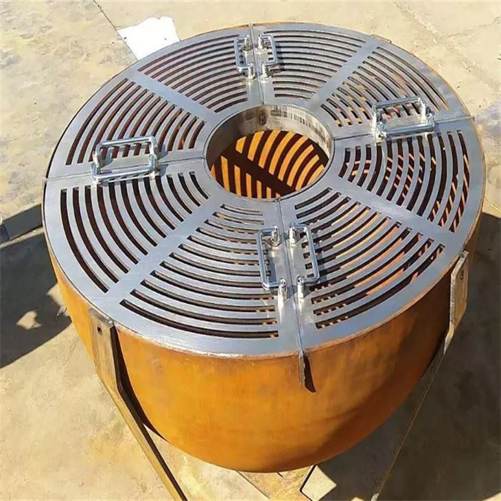 Wood Fired Outdoor Barbecue Grill