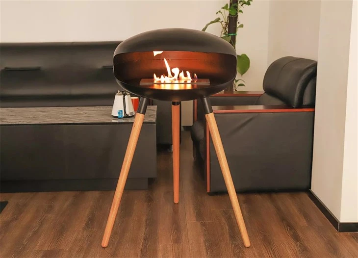Chimenea de pie de alcohol