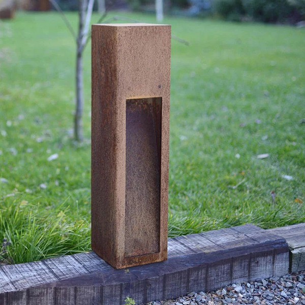 Elegant Garden Lamp in Corten